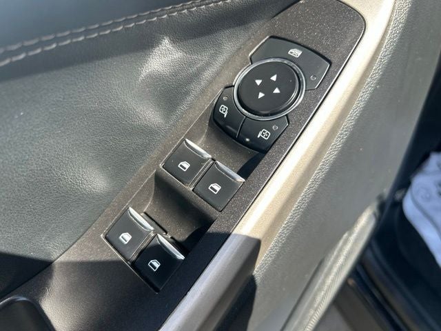 2023 Ford Explorer XLT 4WD