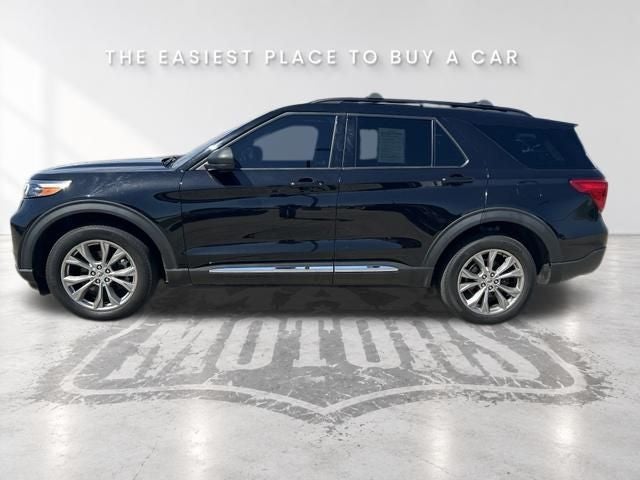2023 Ford Explorer XLT 4WD