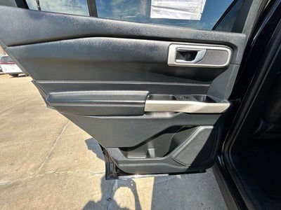 2023 Ford Explorer XLT 4WD