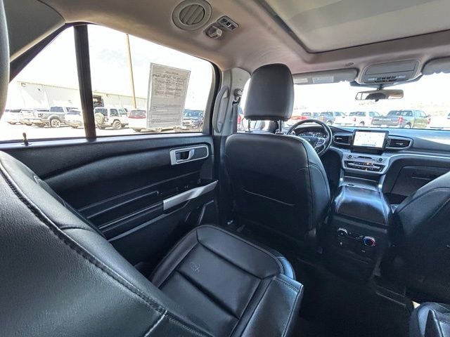 2023 Ford Explorer XLT 4WD
