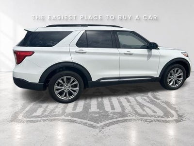 2023 Ford Explorer XLT 4WD