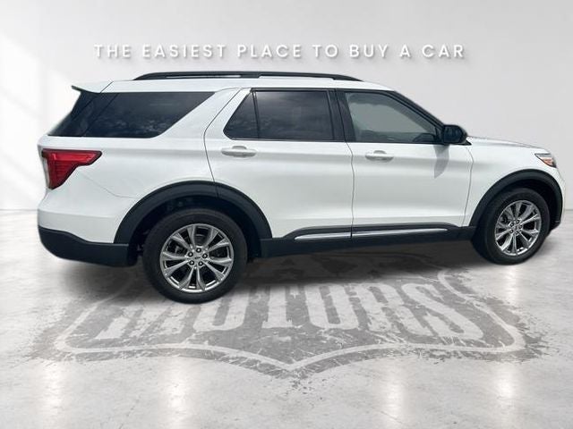 2023 Ford Explorer XLT 4WD