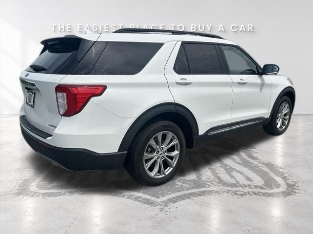 2023 Ford Explorer XLT 4WD