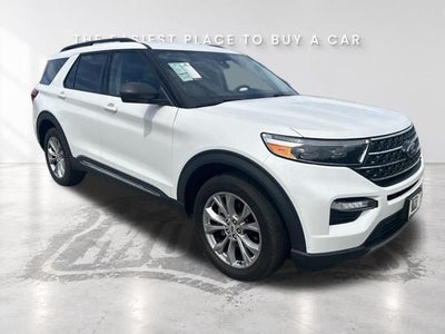 2023 Ford Explorer XLT 4WD