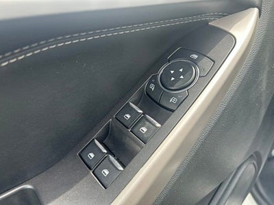 2023 Ford Explorer XLT 4WD