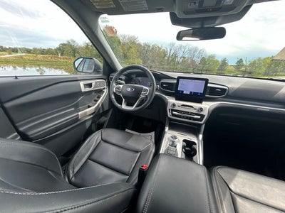 2023 Ford Explorer XLT 4WD