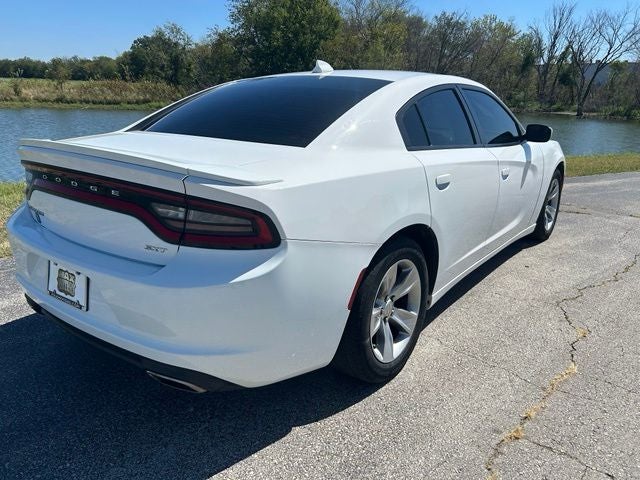 2016 Dodge Charger SXT