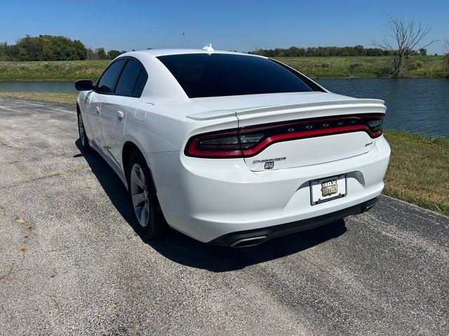 2016 Dodge Charger SXT