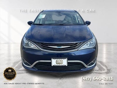 2017 Chrysler Pacifica Hybrid Touring Plus