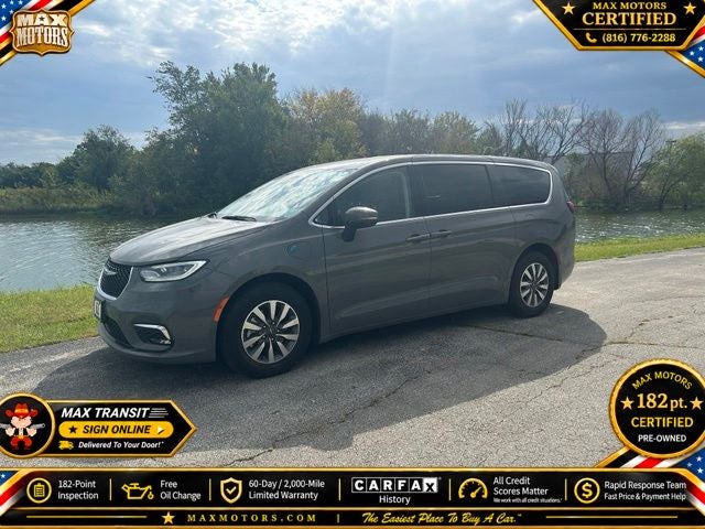2023 Chrysler Pacifica Hybrid Touring L