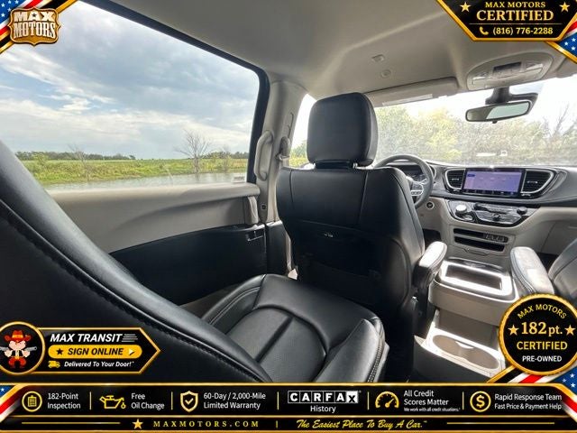 2023 Chrysler Pacifica Hybrid Touring L