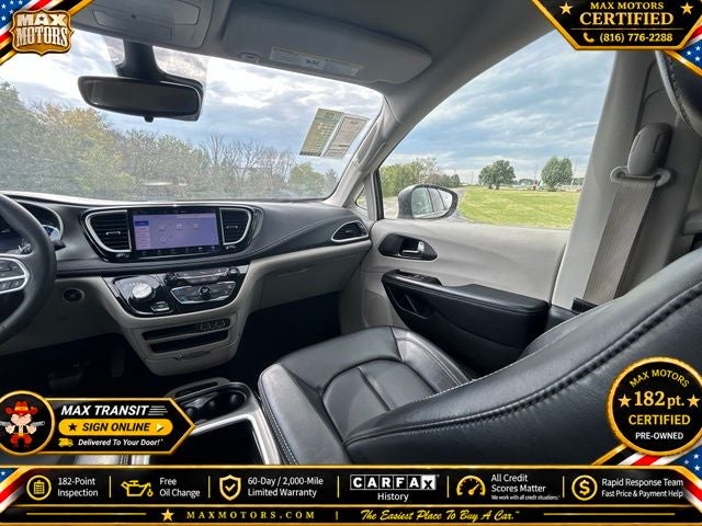 2023 Chrysler Pacifica Hybrid Touring L