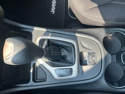 2014 Jeep Cherokee Sport