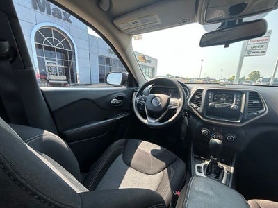 2014 Jeep Cherokee Sport