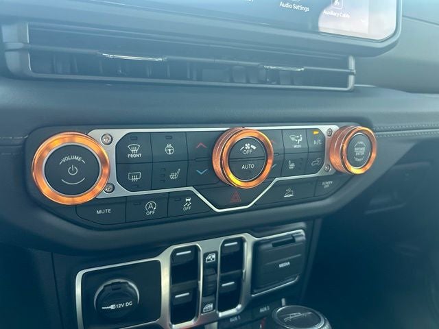 2025 Jeep Gladiator Mojave