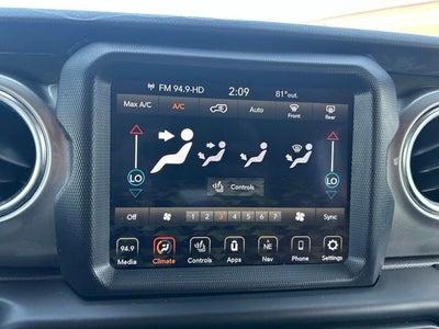 2020 Jeep Wrangler Unlimited Sahara 4WD