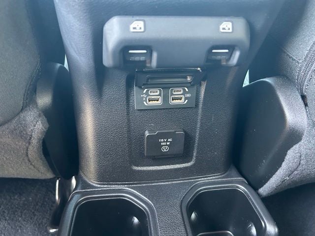 2020 Jeep Wrangler Unlimited Sahara 4WD