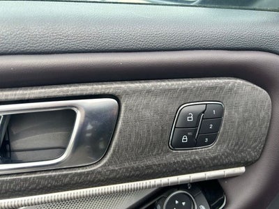 2025 Ford Explorer Platinum 4WD