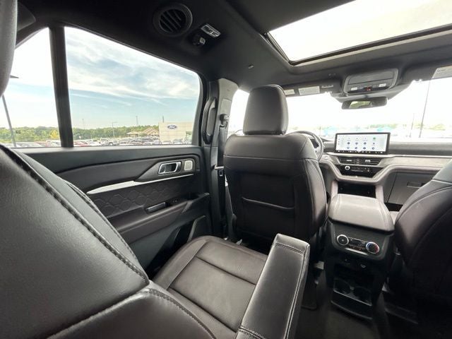 2025 Ford Explorer Platinum 4WD