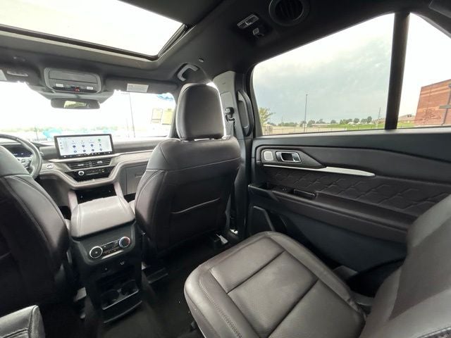 2025 Ford Explorer Platinum 4WD