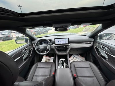 2025 Ford Explorer Platinum 4WD