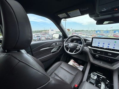 2025 Ford Explorer Platinum 4WD