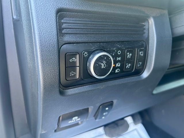 2025 Ford F-350SD Lariat DRW