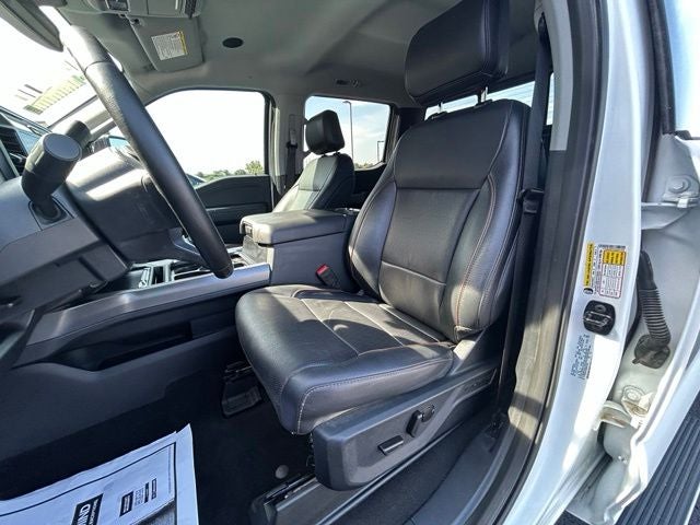 2025 Ford F-350SD Lariat DRW 4WD