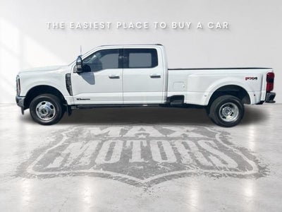 2025 Ford F-350SD Lariat DRW