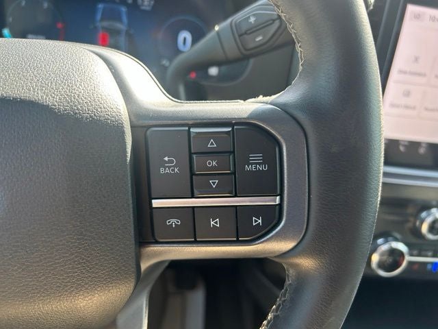 2025 Ford F-350SD Lariat DRW 4WD