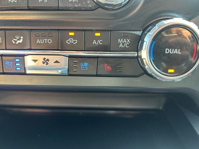 2025 Ford F-350SD Lariat DRW 4WD