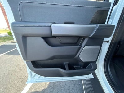 2025 Ford F-350SD Lariat DRW 4WD
