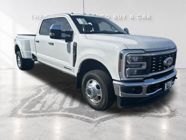 2025 Ford F-350SD Lariat DRW