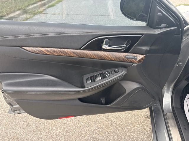 2017 Nissan Maxima Platinum