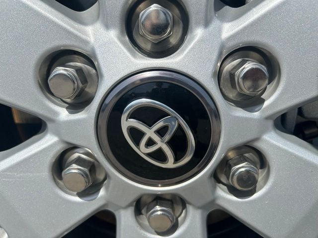 2026 Toyota Tacoma SR5 4WD