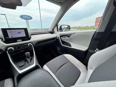 2023 Toyota RAV4 Hybrid XLE AWD