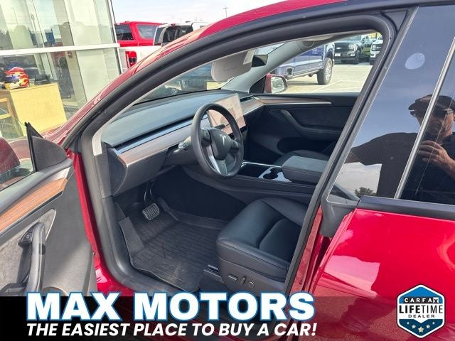 2024 Tesla Model Y Long Range