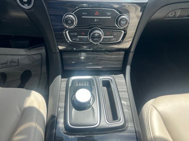 2020 Chrysler 300 Touring