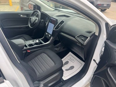 2022 Ford Edge SE