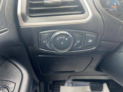 2022 Ford Edge SE