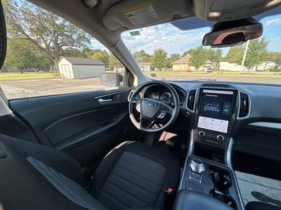 2022 Ford Edge SE AWD