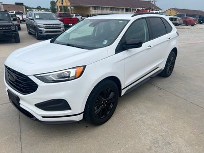 2022 Ford Edge SE