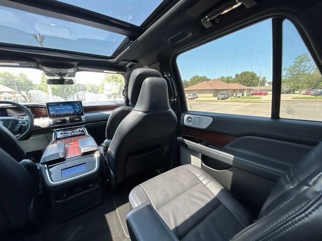 2023 Lincoln Navigator L Reserve