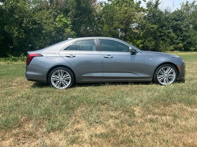 2022 Cadillac CT4 Premium Luxury