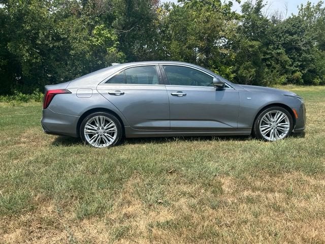 2022 Cadillac CT4 Premium Luxury