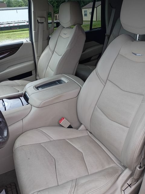 2015 Cadillac Escalade Luxury