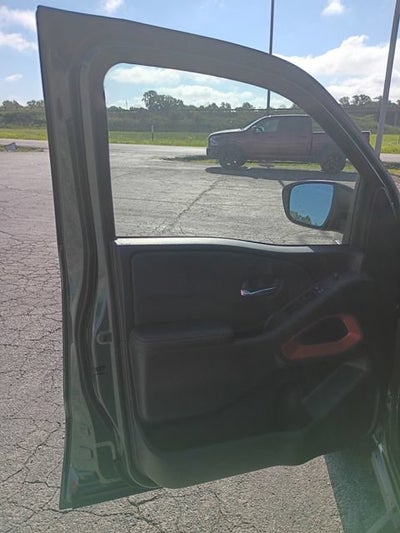 2025 Nissan Frontier PRO-4X