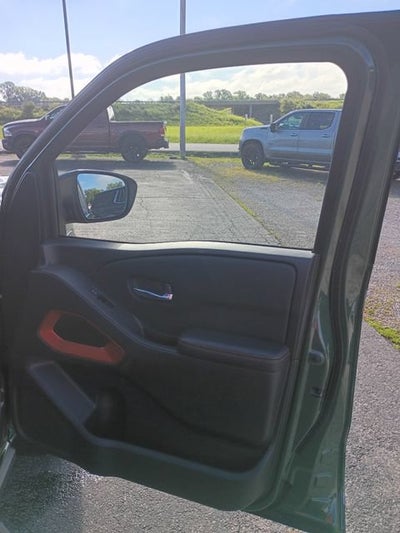 2025 Nissan Frontier PRO-4X
