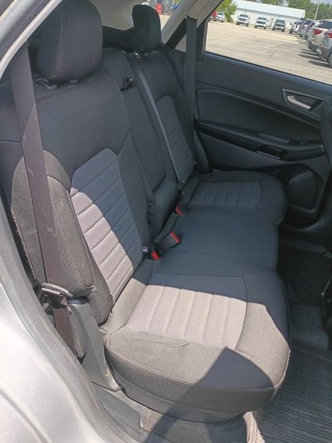 2021 Ford Edge SE