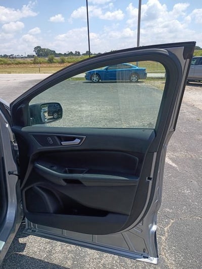 2021 Ford Edge SE